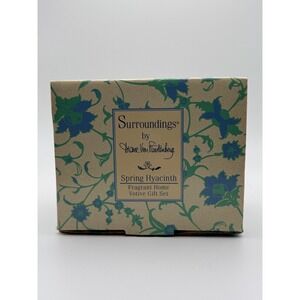 VTG NEW SURROUNDINGS by DIANE VON‎ FURSTENBERG SPRING HYACINTH VOTIVE GIFT SET